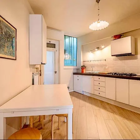 Appartamento Private Terrace By The Sea, In The Heart Of